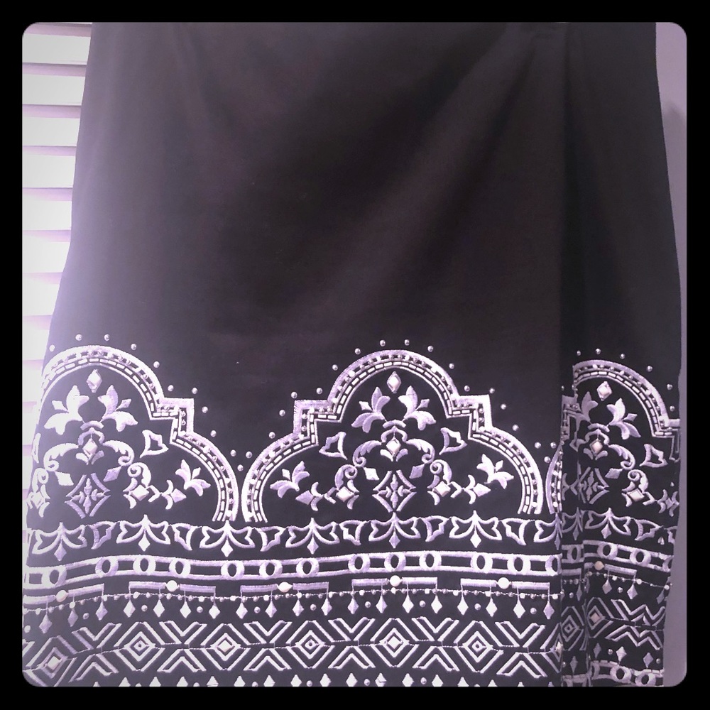 WHBM Skirt-Gorgeous detail